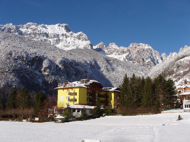 Lake&Nature Hotel Gloria Molveno Exteriér fotografie