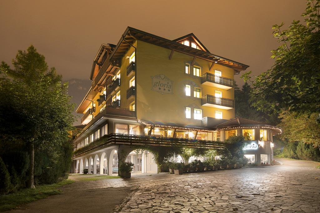 Lake&Nature Hotel Gloria Molveno Pokoj fotografie